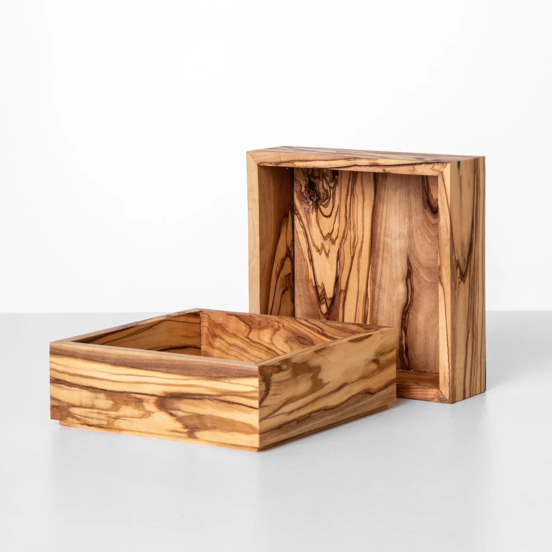 MAOMI TRAYS