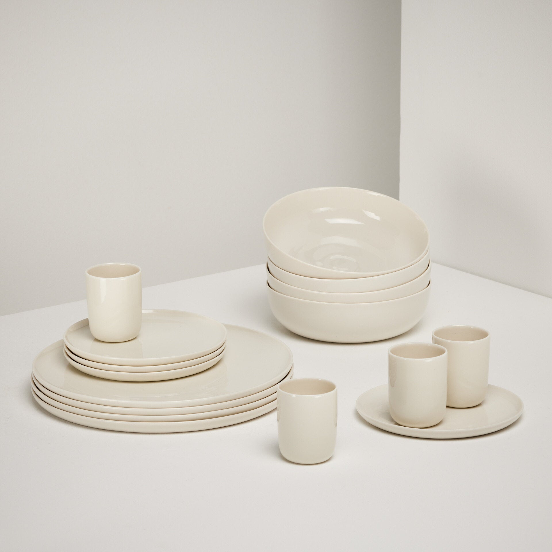 KAYA | Dinner with Guests Set