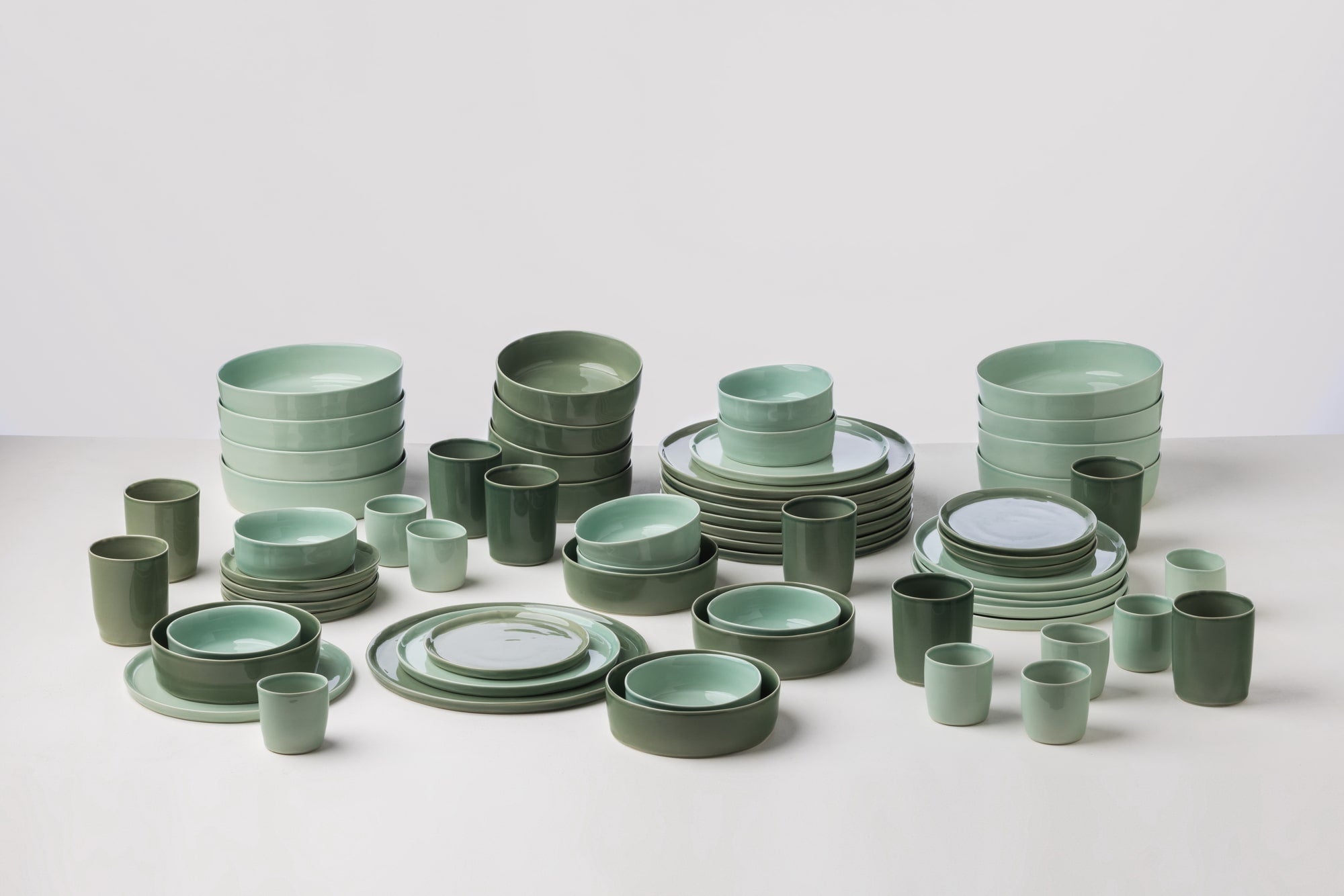 ELEPHANT FEET | Extra Large Dinner Set