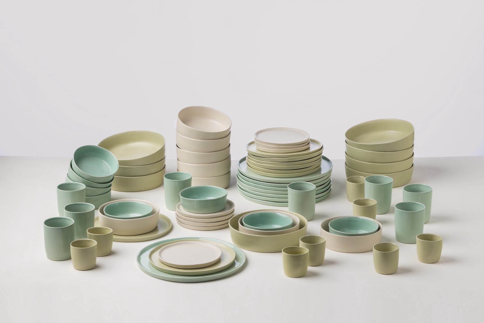 ELEPHANT FEET | Extra Large Dinner Set