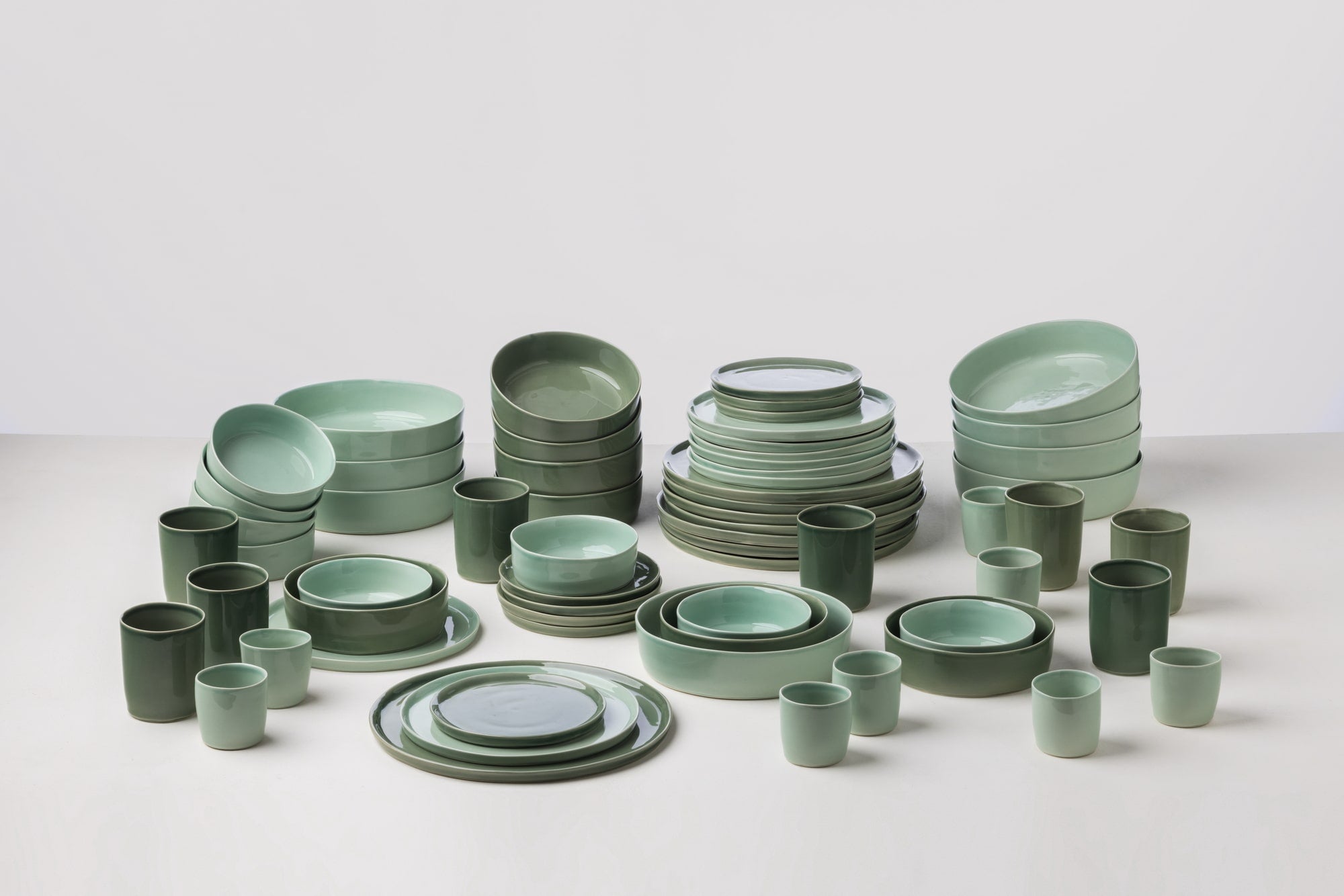 ELEPHANT FEET | Extra Large Dinner Set