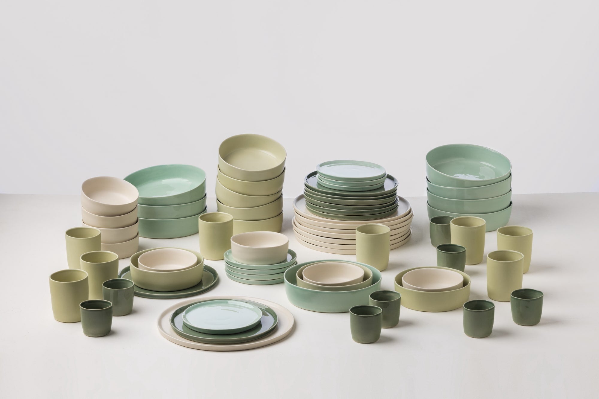 ELEPHANT FEET | Extra Large Dinner Set